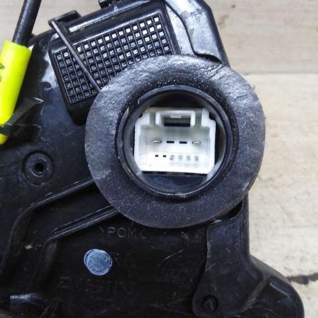 zamok-dveri-perednii-pravyi-toyota-camry-viixv50-art-97943-big-6