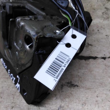 zamok-dveri-levyi-mercedes-benz-c-klass-w203-art-98008-big-1