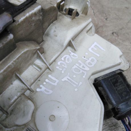 zamok-dveri-perednii-pravyi-skoda-fabia-ii-restailing-art-98523-big-3