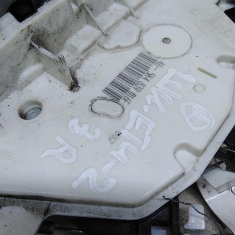 zamok-dveri-zadnii-pravyi-skoda-yeti-art-99589-big-1