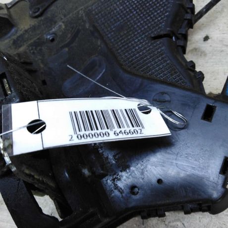 zamok-dveri-perednii-pravyi-toyota-avensis-iii-art-99605-big-1