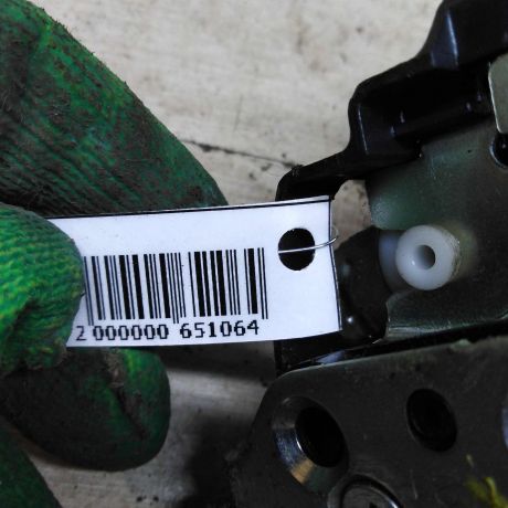 zamok-dveri-zadnii-pravyi-toyota-avensis-iii-art-99834-big-2