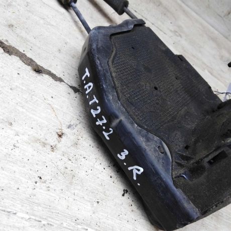 zamok-dveri-zadnii-pravyi-toyota-avensis-iii-art-99834-big-1