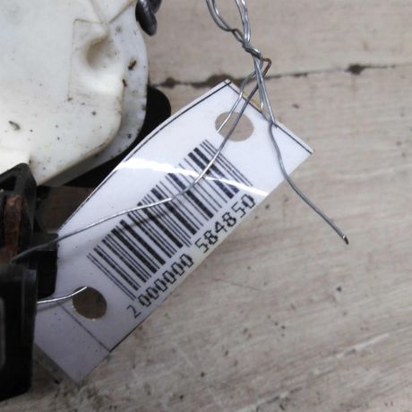 zamok-dveri-perednii-pravyi-skoda-yeti-art-99892-big-2