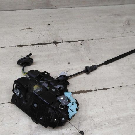 zamok-dveri-perednii-pravyi-skoda-octavia-a5-art-99903-big-0