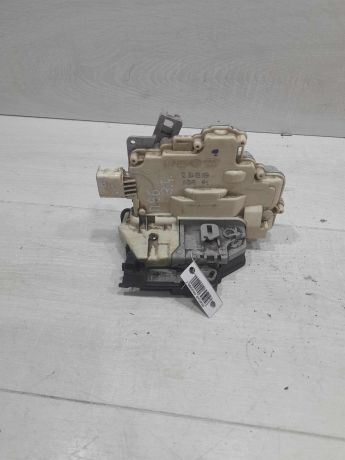 zamok-dveri-zadnii-levyi-volkswagen-passat-b6-art-100733-big-0