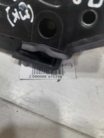 zamok-dveri-zadnii-pravyi-volkswagen-passat-b6-art-100736-big-1