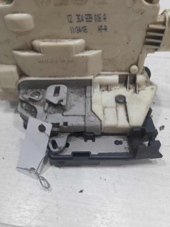 zamok-dveri-zadnii-pravyi-volkswagen-passat-b6-art-100736-big-2