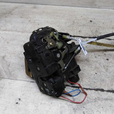 zamok-dveri-zadnii-levyi-audi-a6-c5-art-101361-big-4