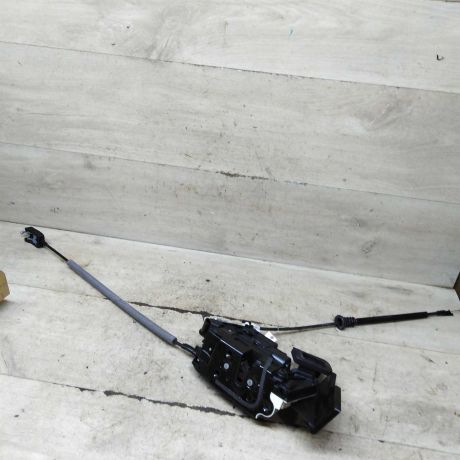 zamok-dveri-skoda-yeti-i-zadnii-pravyi-art-101830-big-0