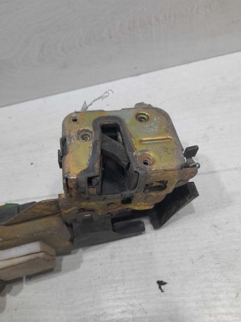 zamok-dveri-zadnii-levyi-volvo-s40-volvo-v40-art-101841-big-2