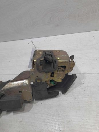 zamok-dveri-zadnii-levyi-volvo-s40-volvo-v40-art-101843-big-3