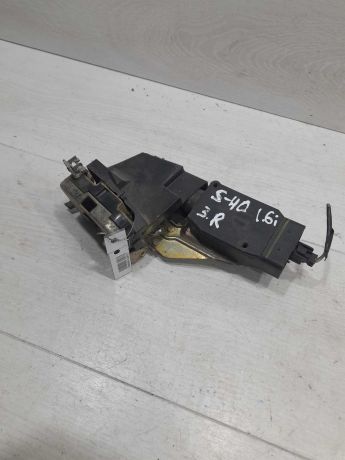zamok-dveri-zadnii-pravyi-volvo-s40-volvo-v40-art-101889-big-0