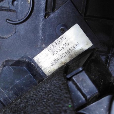 zamok-dveri-perednii-pravyi-mazda-3-bk-art-101962-big-4