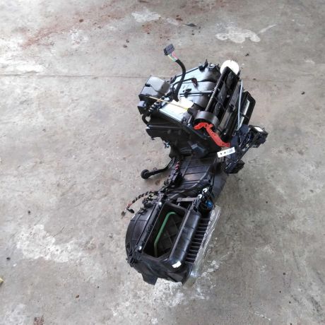 korpus-pecki-salona-volkswagen-jetta-vi-art-102069-big-3