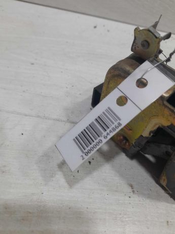 zamok-dveri-perednii-pravyi-volvo-s40-volvo-v40-art-102749-big-1