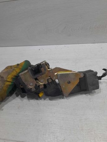 zamok-dveri-perednii-pravyi-volvo-s40-volvo-v40-art-102749-big-3