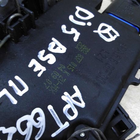 zamok-dveri-perednii-levyi-volkswagen-jetta-5-art-102838-big-1