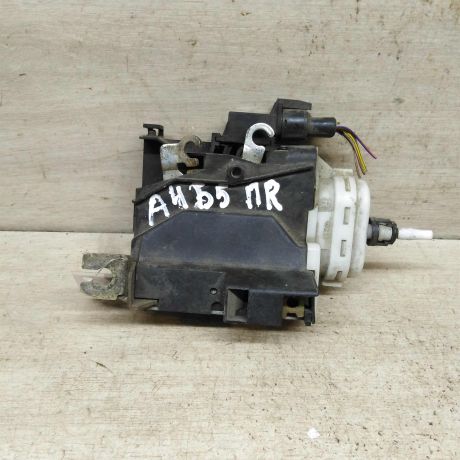 zamok-dveri-perednii-pravyi-audi-a4-b5-art-103843-big-4