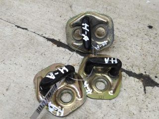 fiksator-zamka-dveri-nissan-almera-n16-art-103860