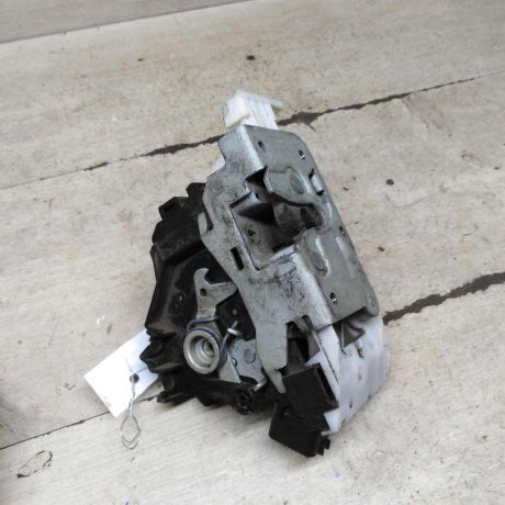 zamok-dveri-zadnii-pravyi-ford-mondeo-3-art-104449-big-2