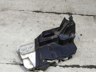 zamok-dveri-perednii-pravyi-peugeot-307-art-104713