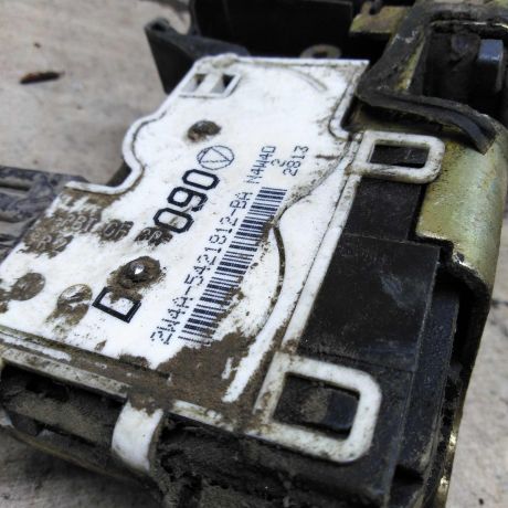 zamok-dveri-perednii-pravyi-ford-maverick-ii-art-104874-big-4