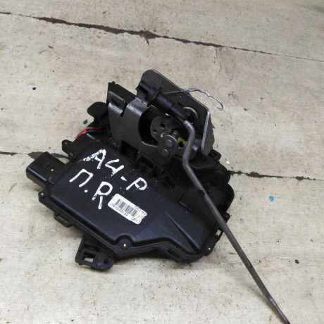 zamok-dveri-perednii-pravyi-audi-a4-b6-audi-a4-b7-art-104976-big-1