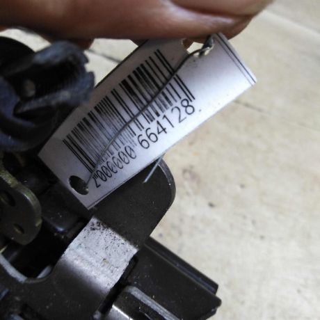 zamok-dveri-perednii-levyi-audi-a4-b6-audi-a4-b7-art-104982-big-1