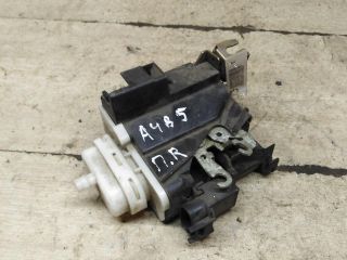 zamok-dveri-perednii-pravyi-audi-a4-b5-art-105391