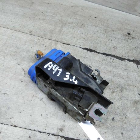zamok-dveri-zadnii-levyi-audi-a4-b5-art-105392-big-1