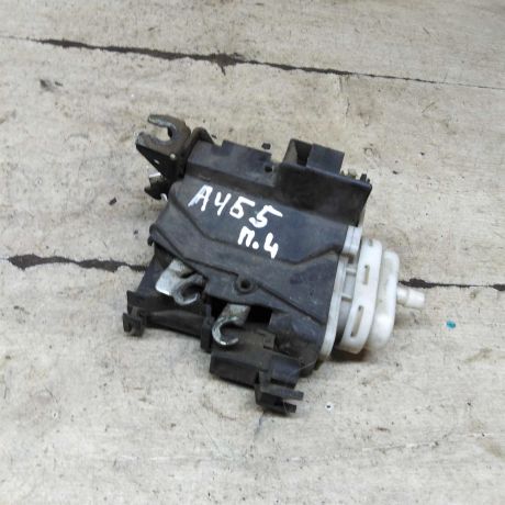 zamok-dveri-perednii-levyi-audi-a4-b5-art-105398-big-0