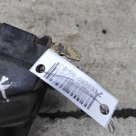 zamok-dveri-perednii-pravyi-audi-a4-b5-art-105400-big-1