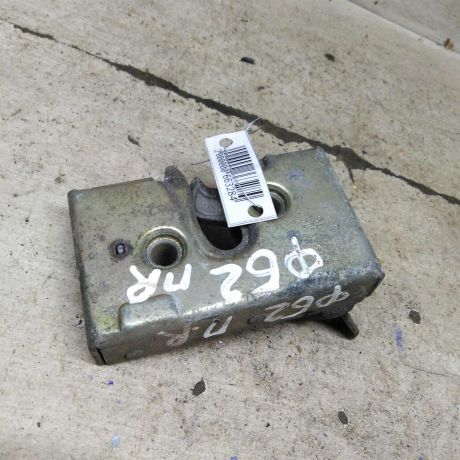 zamok-dveri-perednii-pravyi-volkswagen-passat-b2-art-105547-big-0