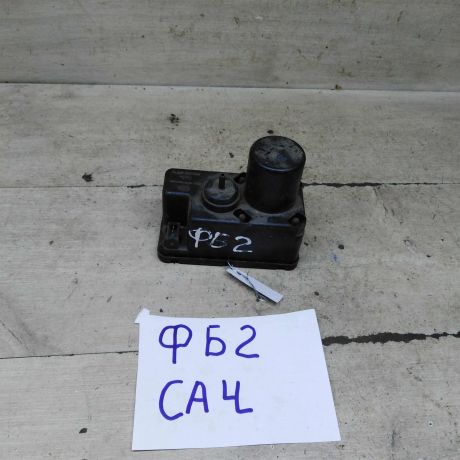 vakuumnoe-ustroistvo-sistemy-centralnogo-zamka-volkswagen-passat-b2-art-105584-big-1