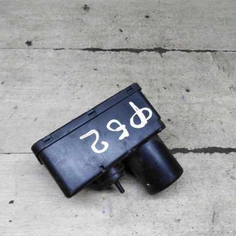 vakuumnoe-ustroistvo-sistemy-centralnogo-zamka-volkswagen-passat-b2-art-105584-big-5