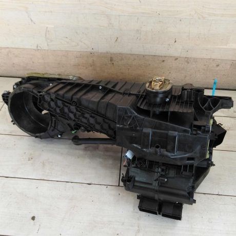 korpus-pecki-salona-volkswagen-jetta-vi-art-105612-big-8