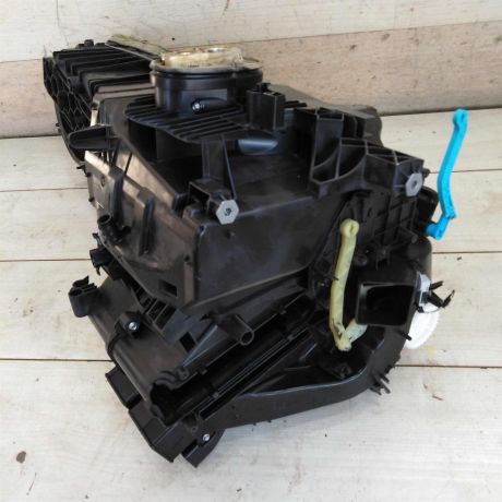 korpus-pecki-salona-volkswagen-jetta-vi-art-105612-big-7