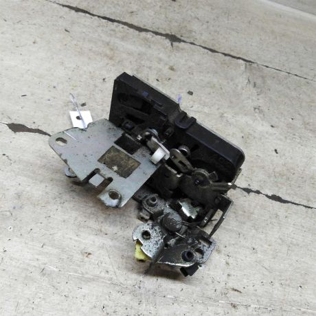 zamok-dveri-perednii-pravyi-renault-logan-i-art-105737-big-1