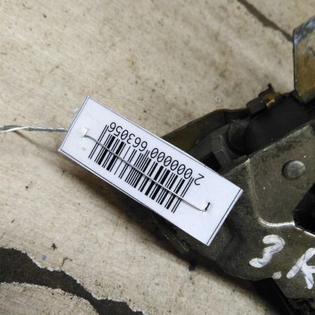 zamok-dveri-zadnii-pravyi-bmw-e39-art-105828-big-1