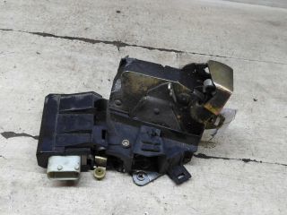 zamok-dveri-zadnii-levyi-bmw-e39-art-105838