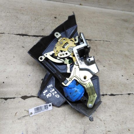 zamok-dveri-zadnii-pravyi-mercedes-benz-e-klass-w210-art-105851-big-3