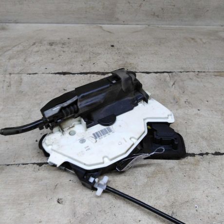 zamok-dveri-perednii-pravyi-volkswagen-jetta-vi-art-105956-big-2