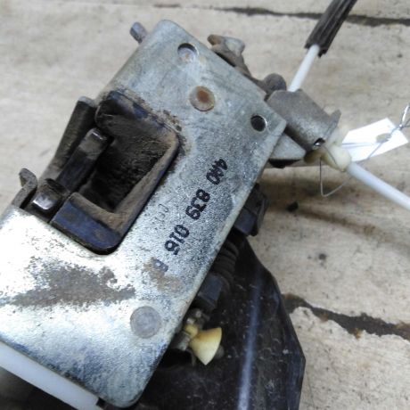 zamok-dveri-zadnii-pravyi-audi-100-c4-art-105958-big-3