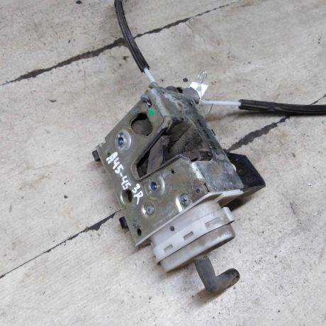 zamok-dveri-zadnii-pravyi-audi-100-c4-art-105958-big-2