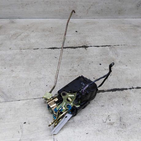 zamok-dveri-perednii-pravyi-chevrolet-lacetti-xetcbek-art-106213-big-0