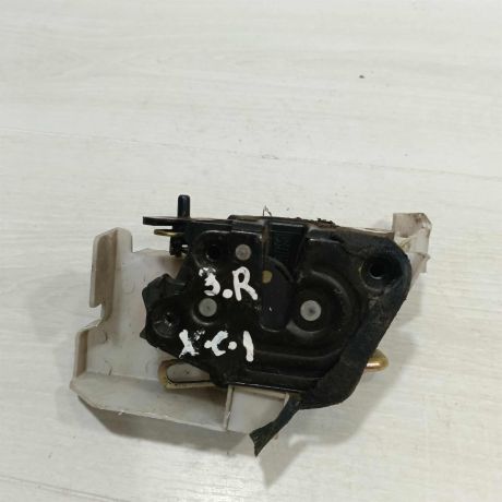 zamok-dveri-zadnii-pravyi-hyundai-sonata-4-ef-art-107488-big-2