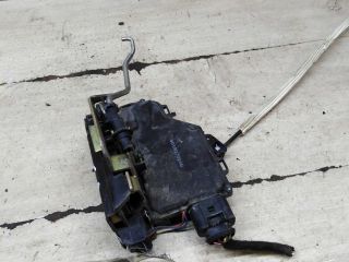 zamok-dveri-perednii-pravyi-audi-a6-c5-art-107580