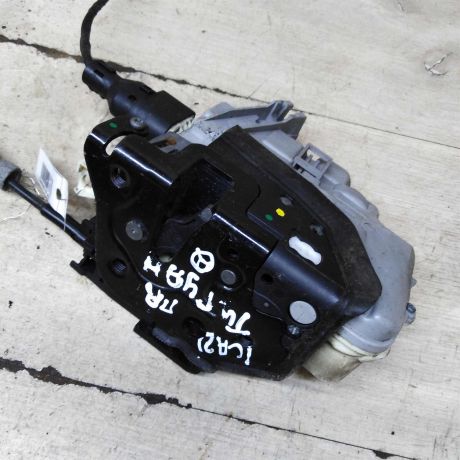 zamok-dveri-perednii-pravyi-volkswagen-tiguan-i-art-107860-big-3