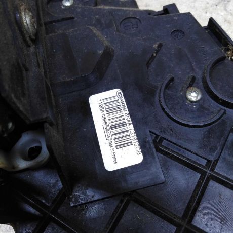 zamok-dveri-perednii-pravyi-ford-focus-2-kabriolet-art-108116-big-1